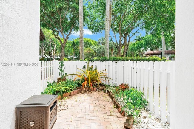 Building Photo - 10730 NW 66th St