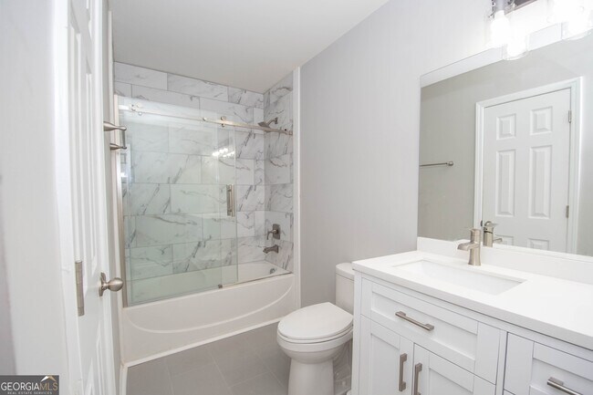 Building Photo - 179 Scenic Hills Dr