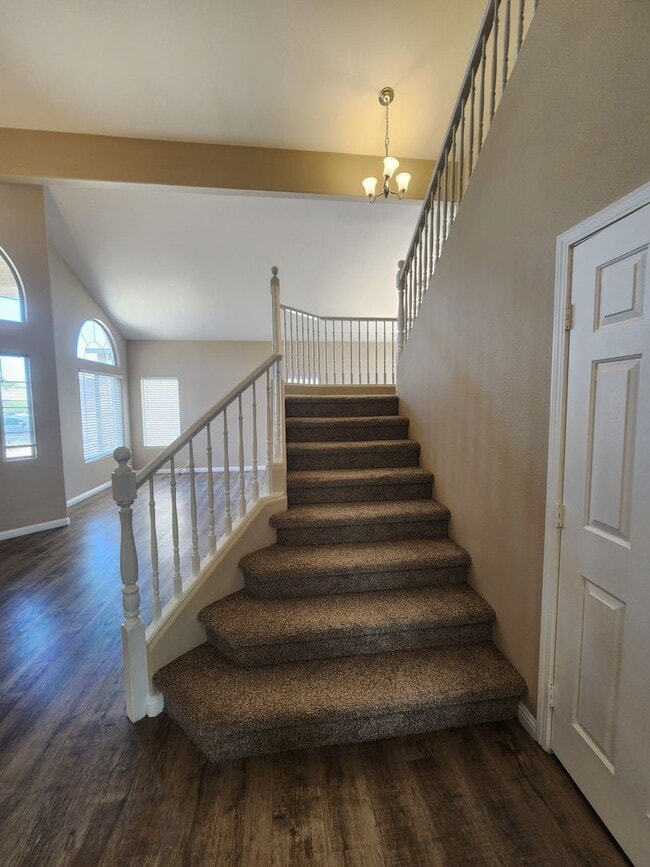 Building Photo - 7748 Cascade Bluffs Ct