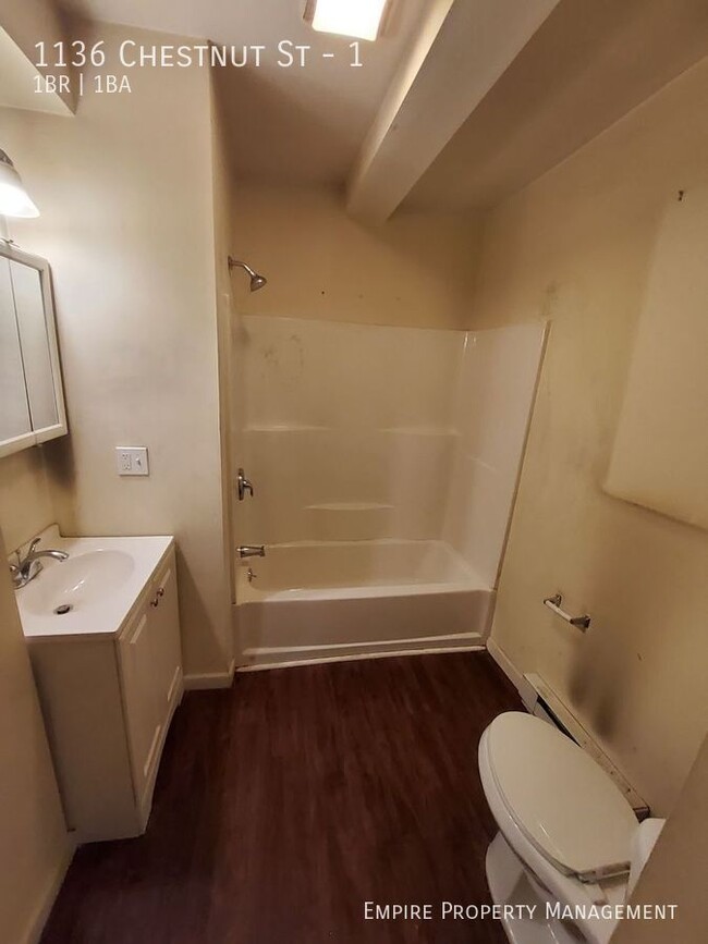 Building Photo - 1st floor: 1 Bedroom / 1 Bathroom in Allen...