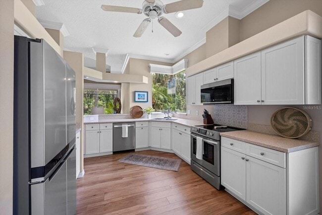 Building Photo - 542 Misty Pine Dr