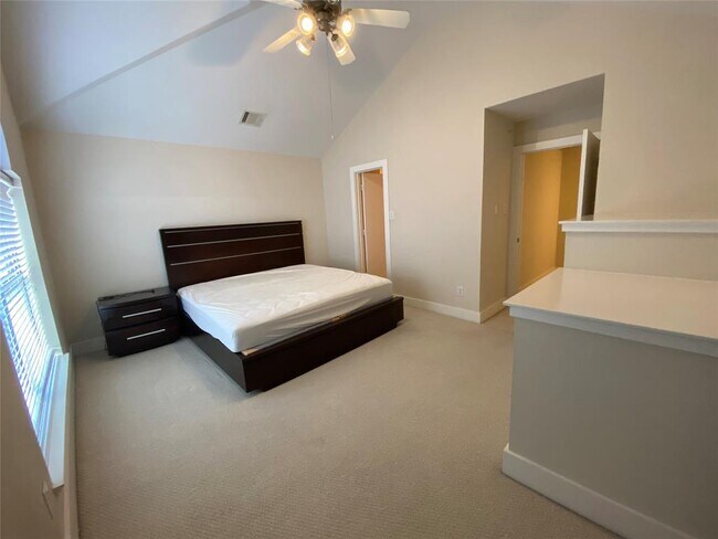 Building Photo - 3501 Link Valley Dr.