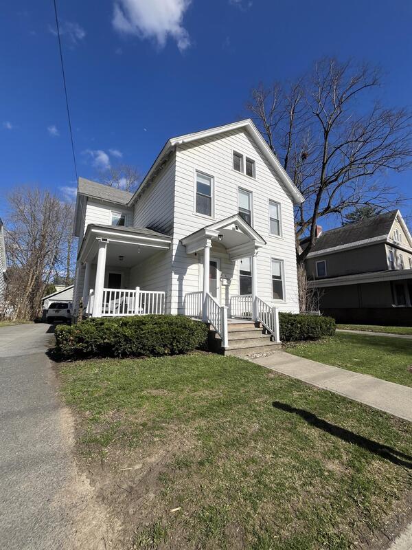 Building Photo - 6 S Lake Ave