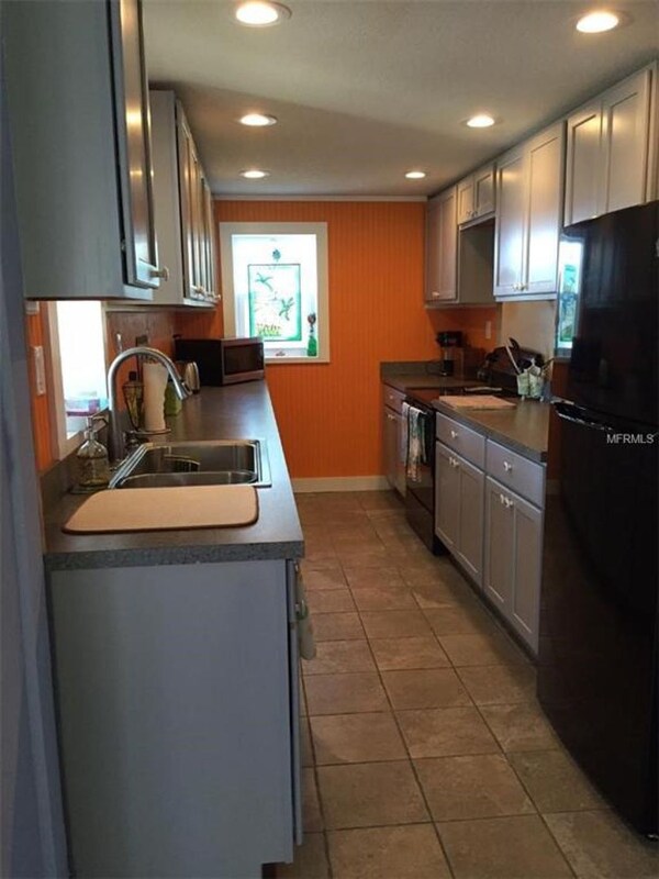 Building Photo - 6423 Harbor Dr