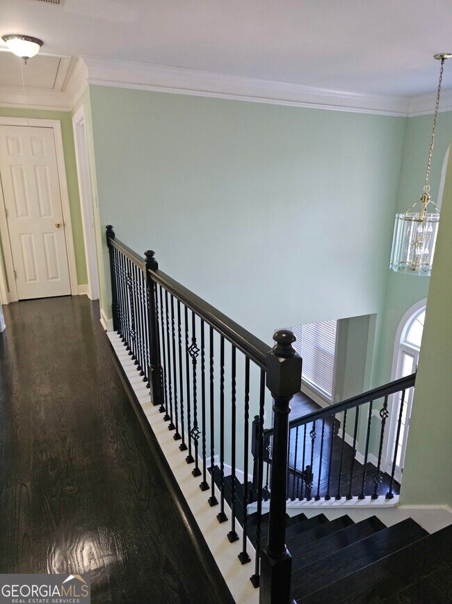 Building Photo - 185 Rock Hill Dr