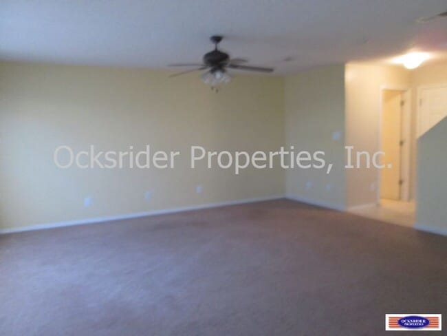 Building Photo - 6115 Park Hill Ave NW