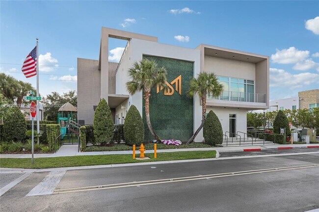 Building Photo - 10445 NW 68th Terrace