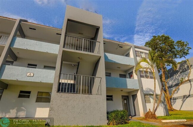 Building Photo - 8351 Sands Point Blvd