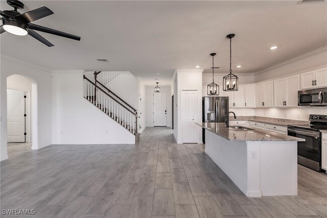 Building Photo - 14599 Cantabria Dr