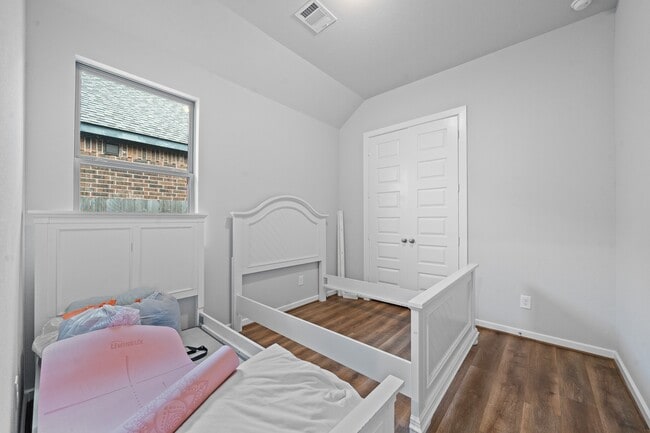 Building Photo - 21019 Seneca Bluff Ln