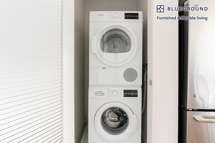 Building Photo - 770 Maine Ave SW