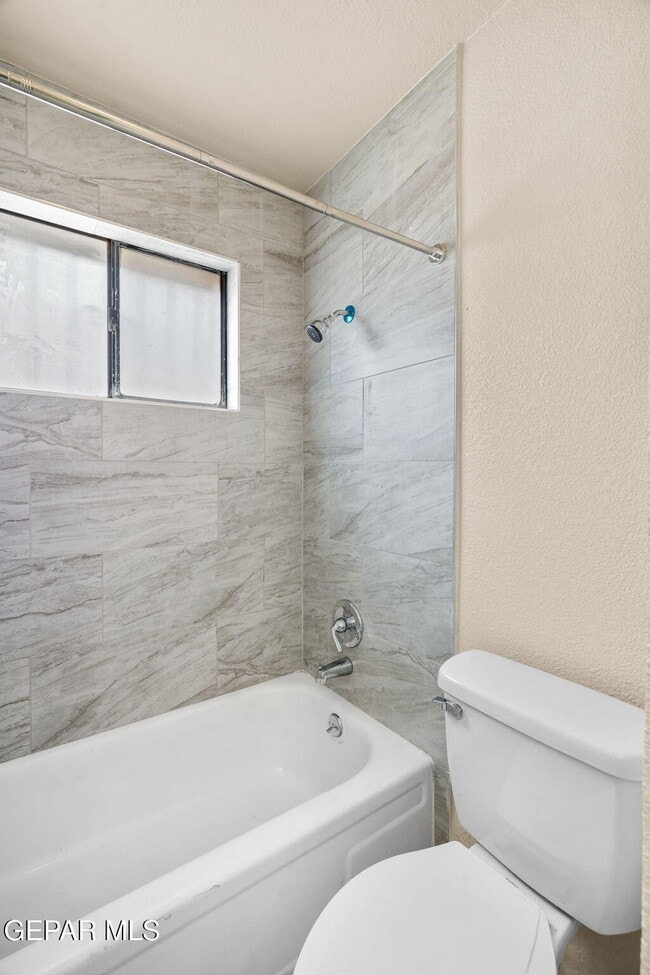 Building Photo - 5640 Van Horn Dr