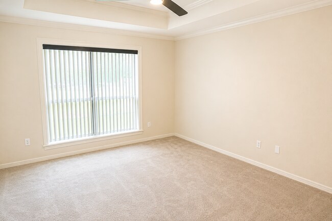 Building Photo - 5601 Country Ridge