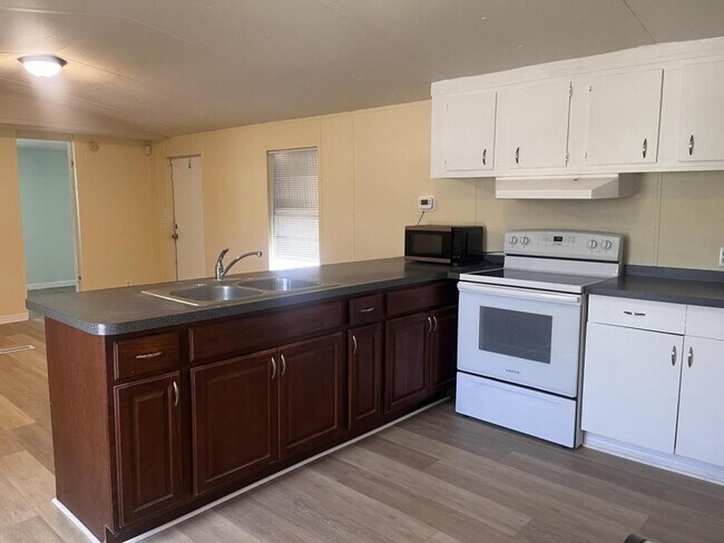 Building Photo - 6610 Limerick Ave