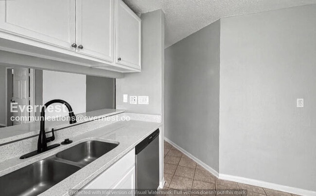 Building Photo - 8515 Lazy Brook Ln