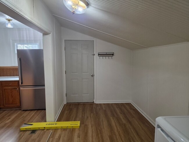 Building Photo - Charming 1 Bedroom Home Near Downtown Mount Airy