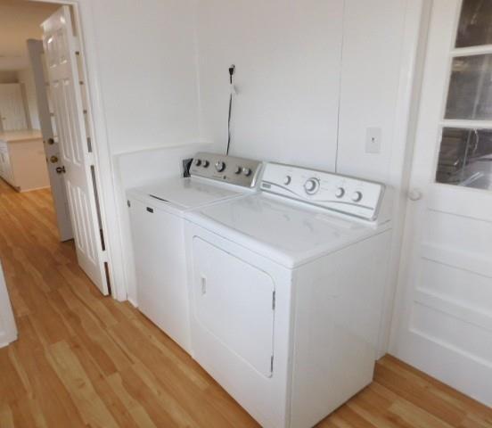 Building Photo - 2407 Summerland Dr