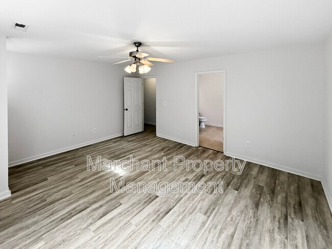 Building Photo - 52 Cardinal Creek Dr