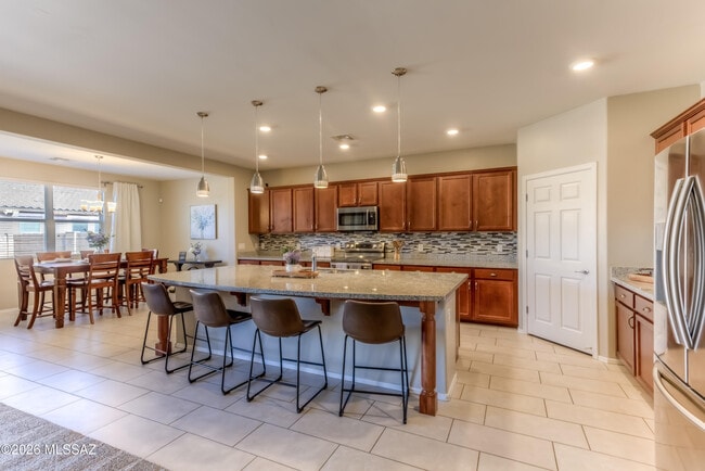 Building Photo - 9116 W Silver Cholla Dr