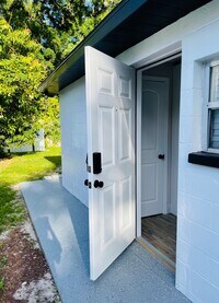 Building Photo - Glen Ave  Efficiency