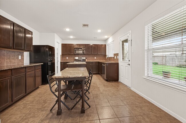 Building Photo - 8115 Sweetstone Bluff Ln