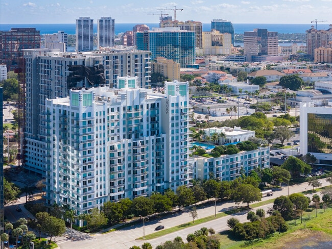 Building Photo - 300 S Australian Ave