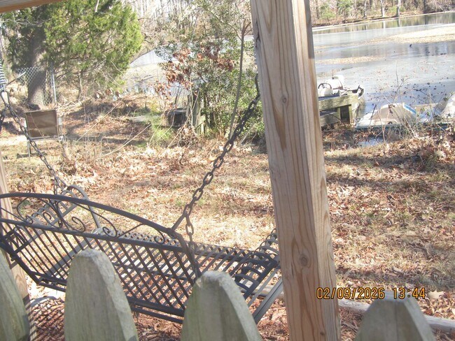 Building Photo - Lake Whitehurst