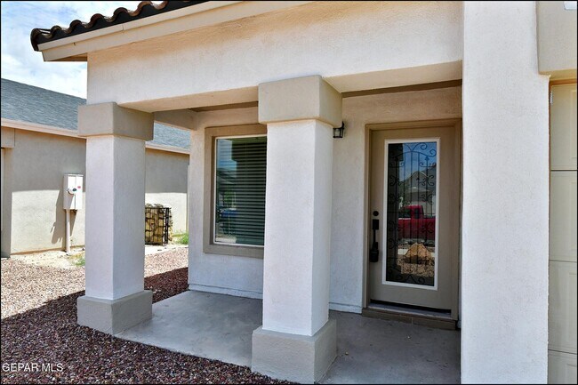 Building Photo - 5128 Joe Castillo St