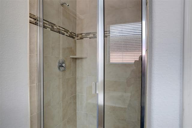 Building Photo - 432 Hideaway Rd