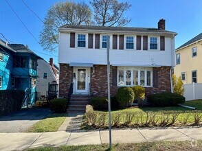 Building Photo - 349 Lagrange St