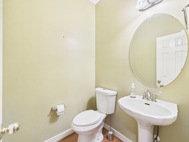 Building Photo - 12404 Ivyridge Terrace