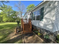 Building Photo - 235 Alview Dr