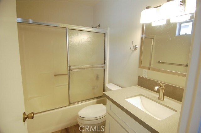 Building Photo - 142 W Marquita