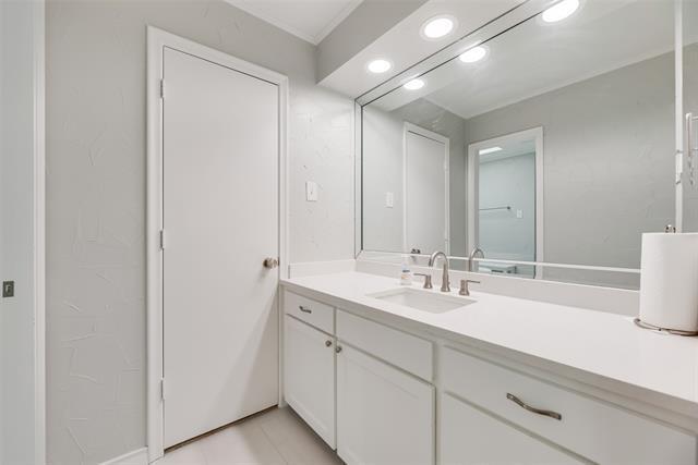 Building Photo - 3825 Echo Brook Ln