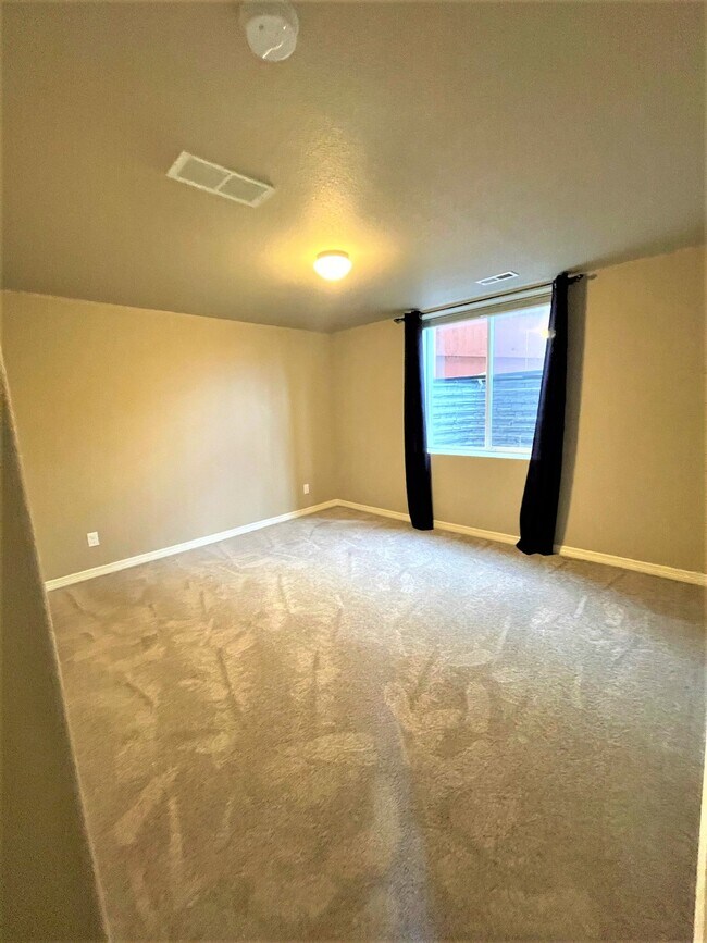 Building Photo - 12745 Culebra Peak Dr