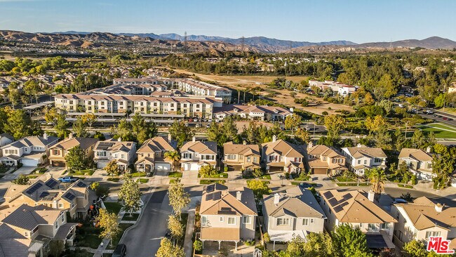 Building Photo - 24040 Dandelion Ln
