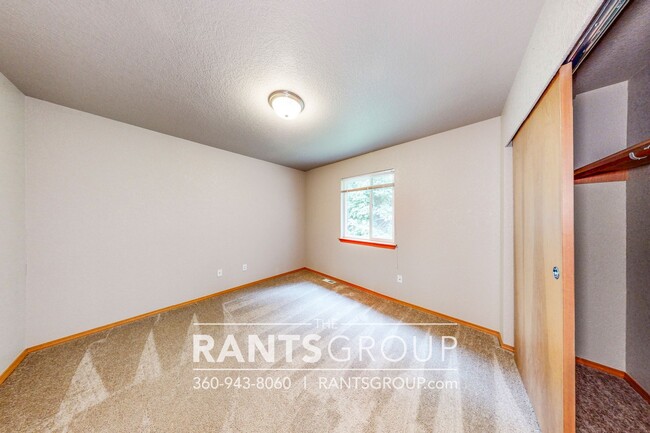 Building Photo - Great Home In Lacey