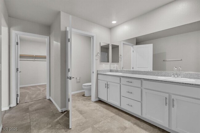 Building Photo - 487 Via Renata