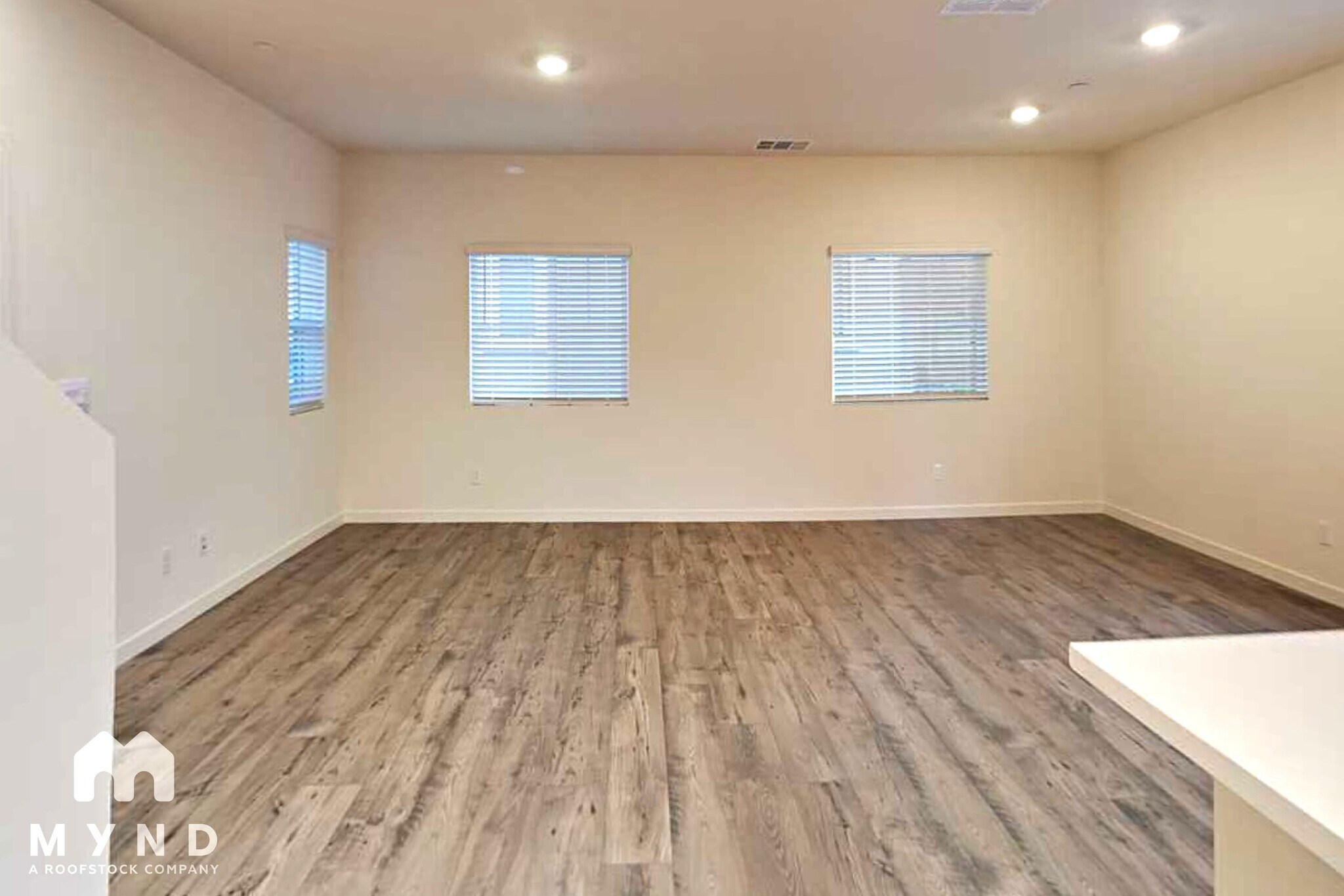 Building Photo - 3049 Pruett Dr