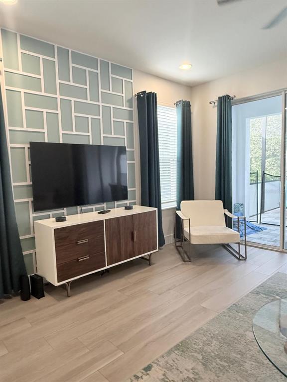 Building Photo - 17313 Hidden Forest Dr