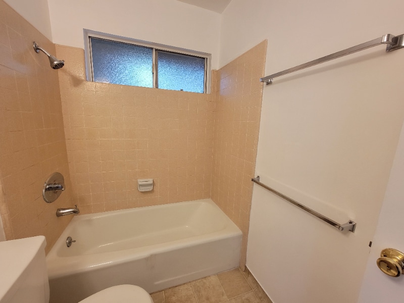 Building Photo - 13530 Leadwell St