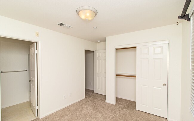 Building Photo - 2110 Silverado St