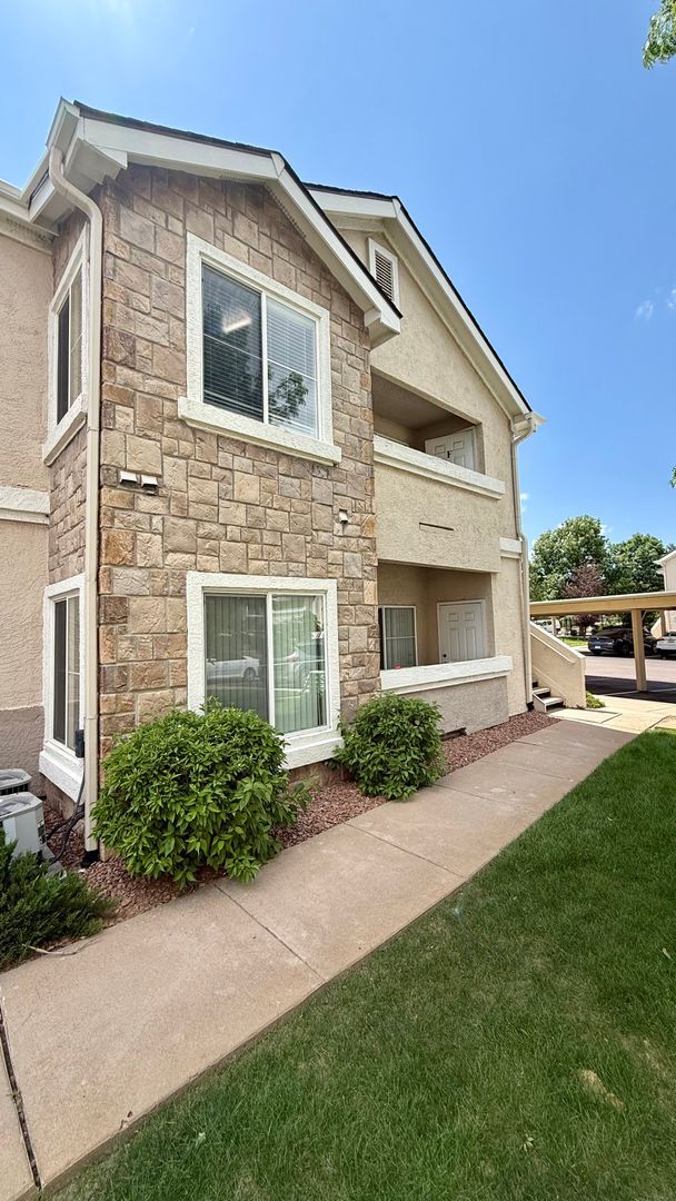 Primary Photo - Upper-level condo