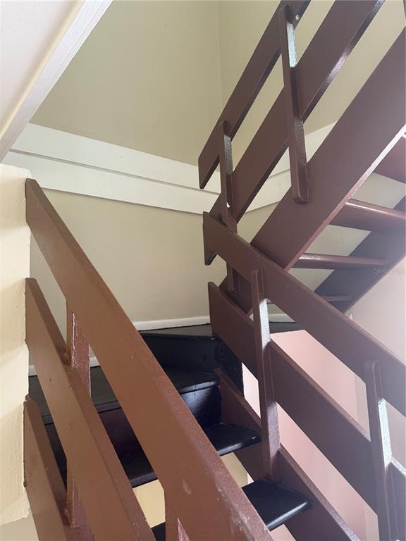 Building Photo - 1019 W Sumner St