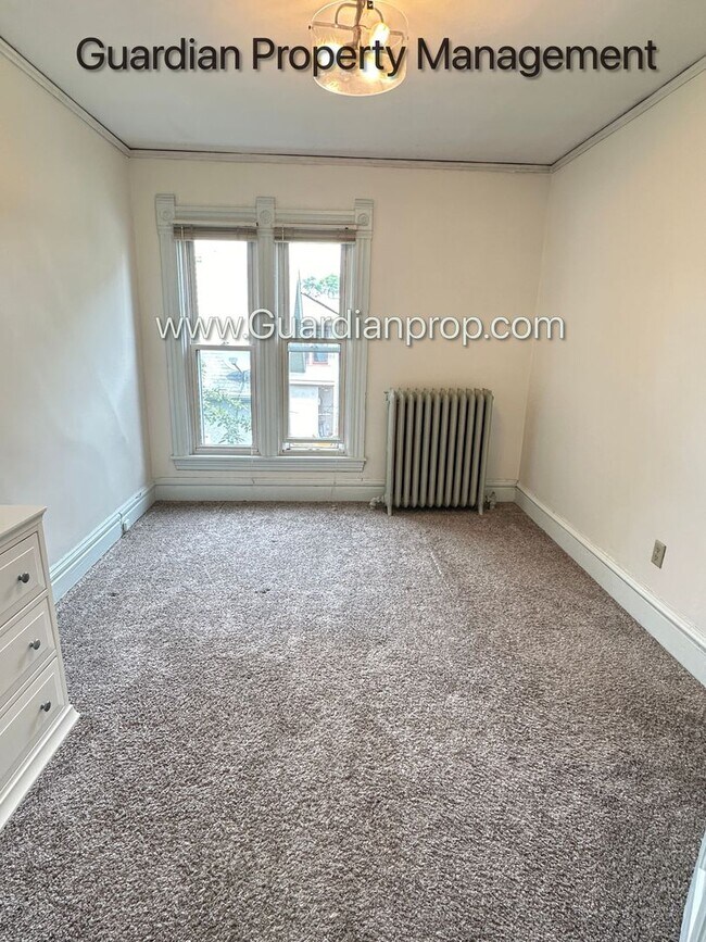 Building Photo - 4829 Vincent Ave S