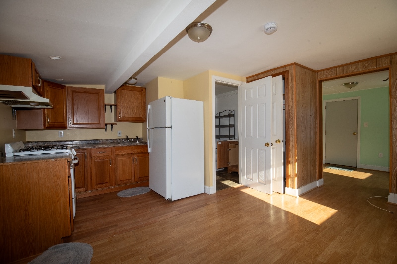 Building Photo - 136 Bridge Rd