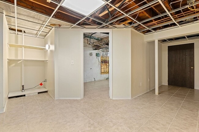 Building Photo - 115 Mill St