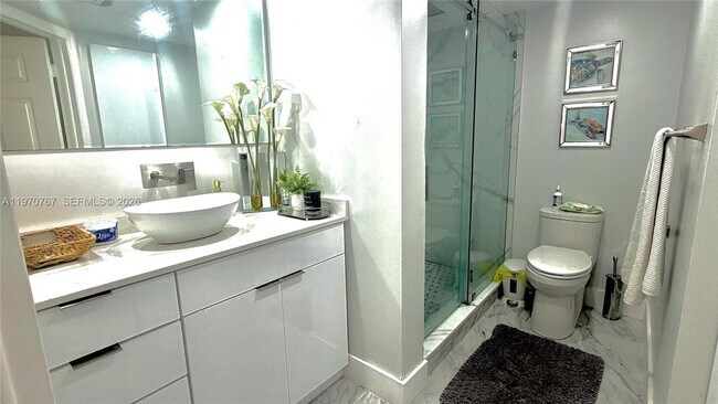 Building Photo - 6763 NW 107th Pl