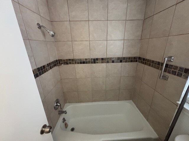 Building Photo - 2304 Vineyard Dr