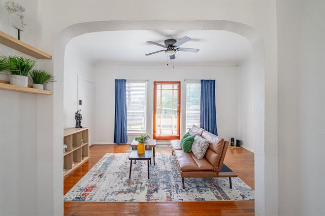Building Photo - 5305 Reiger Ave